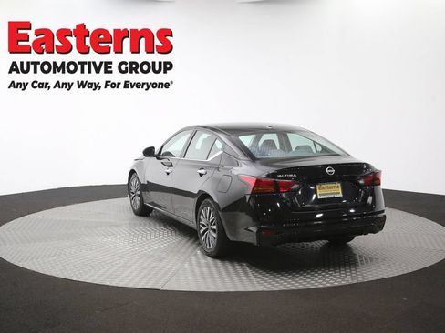 Used 2024 Nissan Altima 2.5 SV FWD image 65