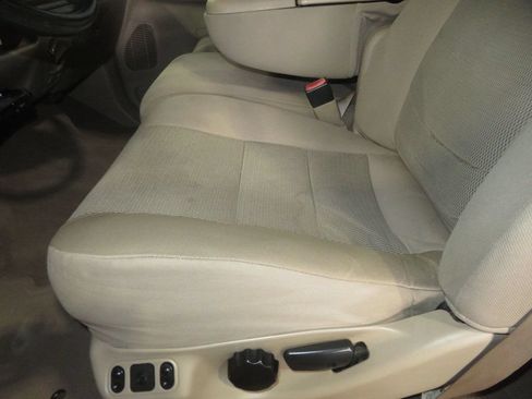 Used 2004 Ford F250 Lariat AWD/4WD image 22
