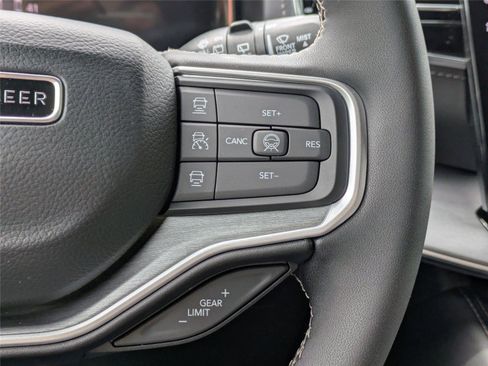 New 2026 Jeep Grand Wagoneer Limited AWD/4WD image 29