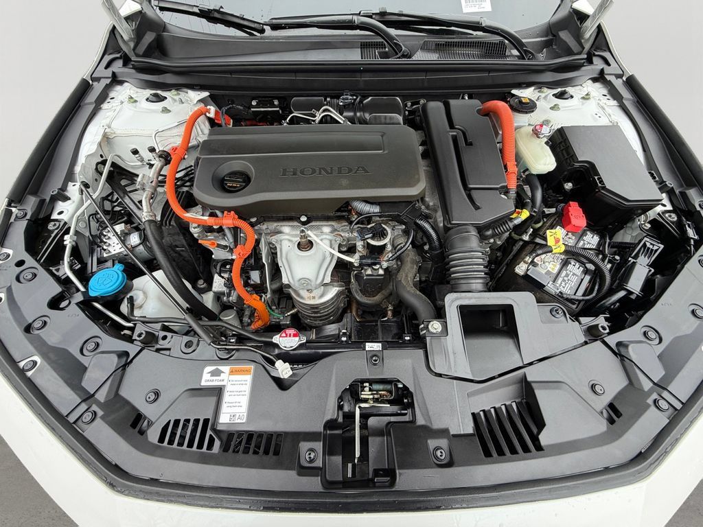 Used 2025 Honda Accord Sport image 9