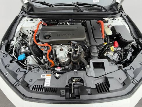 Used 2025 Honda Accord Sport image 9