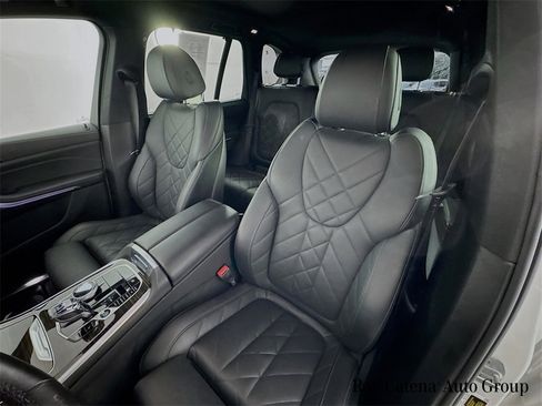 Used 2023 BMW X5 xDrive40i w/ Executive Package image 21