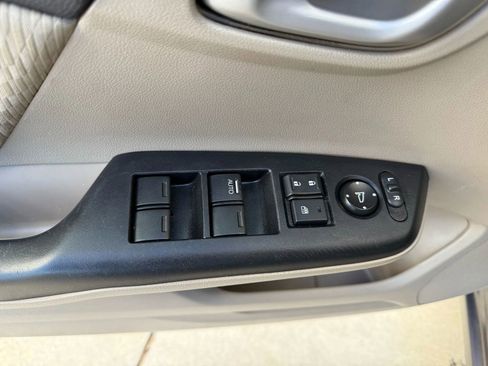 Used 2014 Honda Civic LX image 8