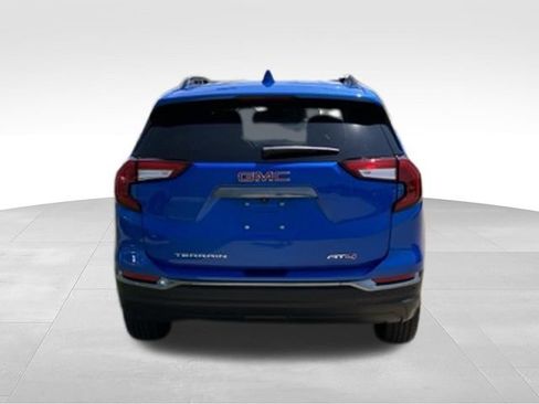 Used 2024 GMC Terrain AT4 AWD/4WD image 4
