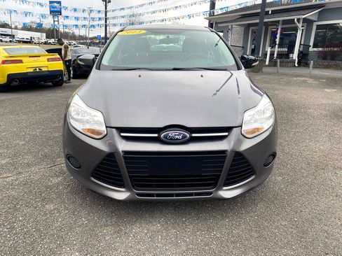 Used 2013 Ford Focus SE image 2