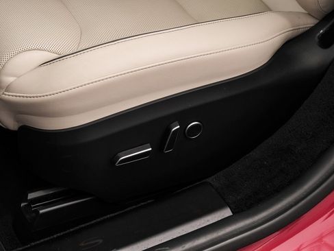 Used 2021 Tesla Model S Plaid image 41