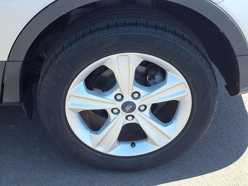 Used 2014 Ford Escape SE FWD image 25