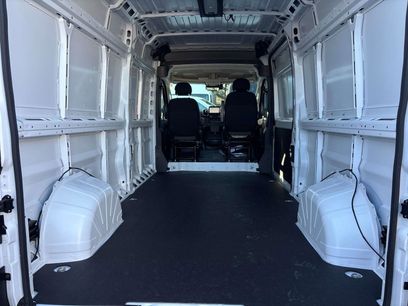 New 2025 RAM ProMaster 2500 w/ Quick Order Package 22H SLT+