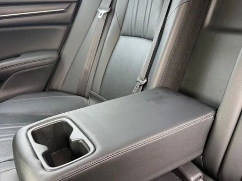 Used 2021 Honda Accord Sport Special Edition image 11