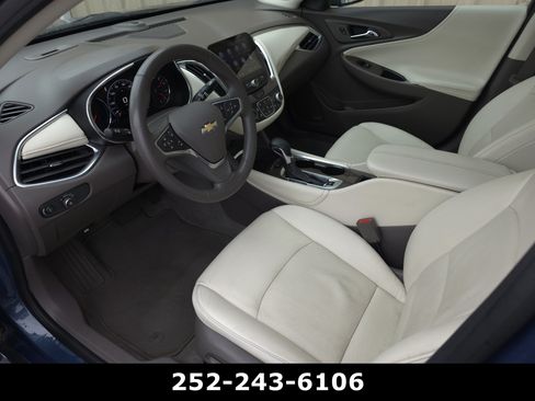 Used 2024 Chevrolet Malibu LT FWD image 9