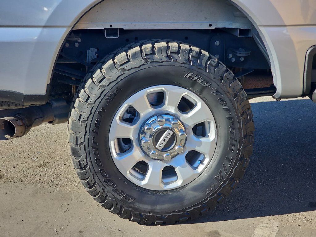 Used 2023 Ford F250 XLT w/ FX4 Off-Road Package AWD/4WD image 38