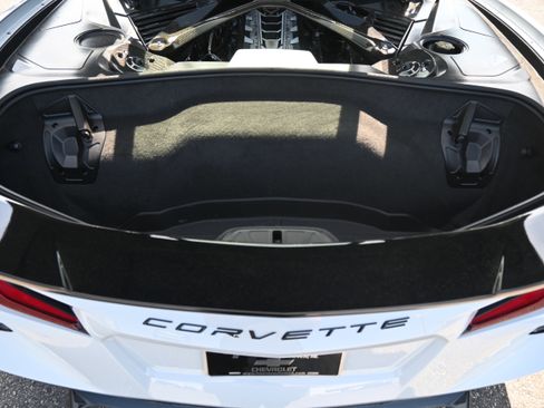 Used 2024 Chevrolet Corvette Stingray Premium Cpe image 12