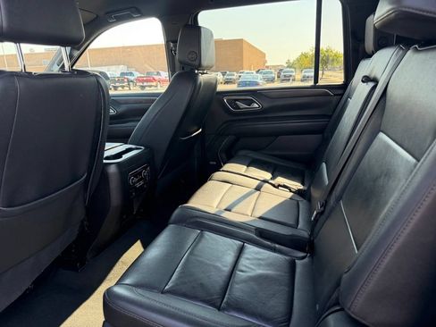 Used 2023 Chevrolet Suburban LT AWD/4WD image 20