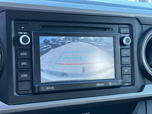 Used 2019 Toyota Tacoma SR5 RWD image 20