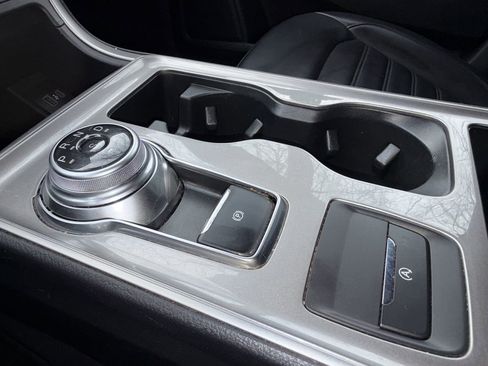 Used 2023 Ford Edge SEL image 20