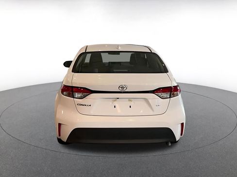 Used 2025 Toyota Corolla LE image 12