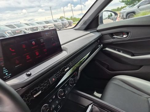Used 2025 Honda Accord Sport image 24