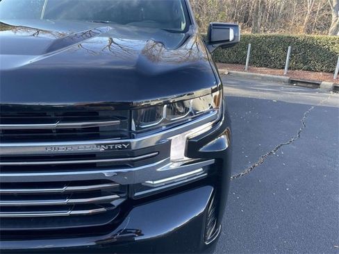 Used 2022 Chevrolet Silverado 1500 High Country w/ Z71 Off-Road Package image 39