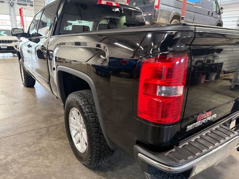 Used 2015 GMC Sierra 1500 SLE w/ SLE Value Package image 22