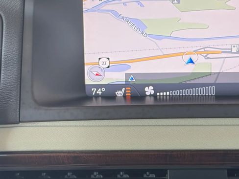 Used 2012 Volvo XC70 T6 image 22