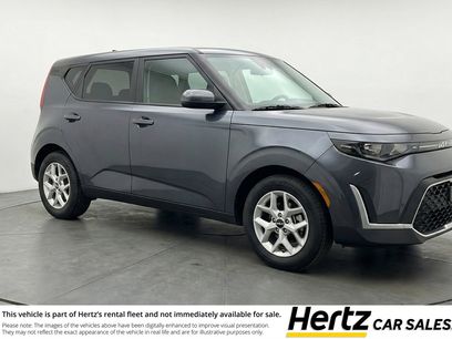 Used 2025 Kia Soul LX w/ LX Technology Package