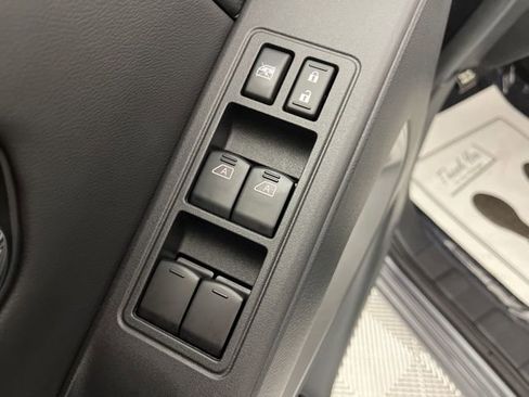 New 2026 Nissan Frontier SV w/ SV Convenience Package image 30