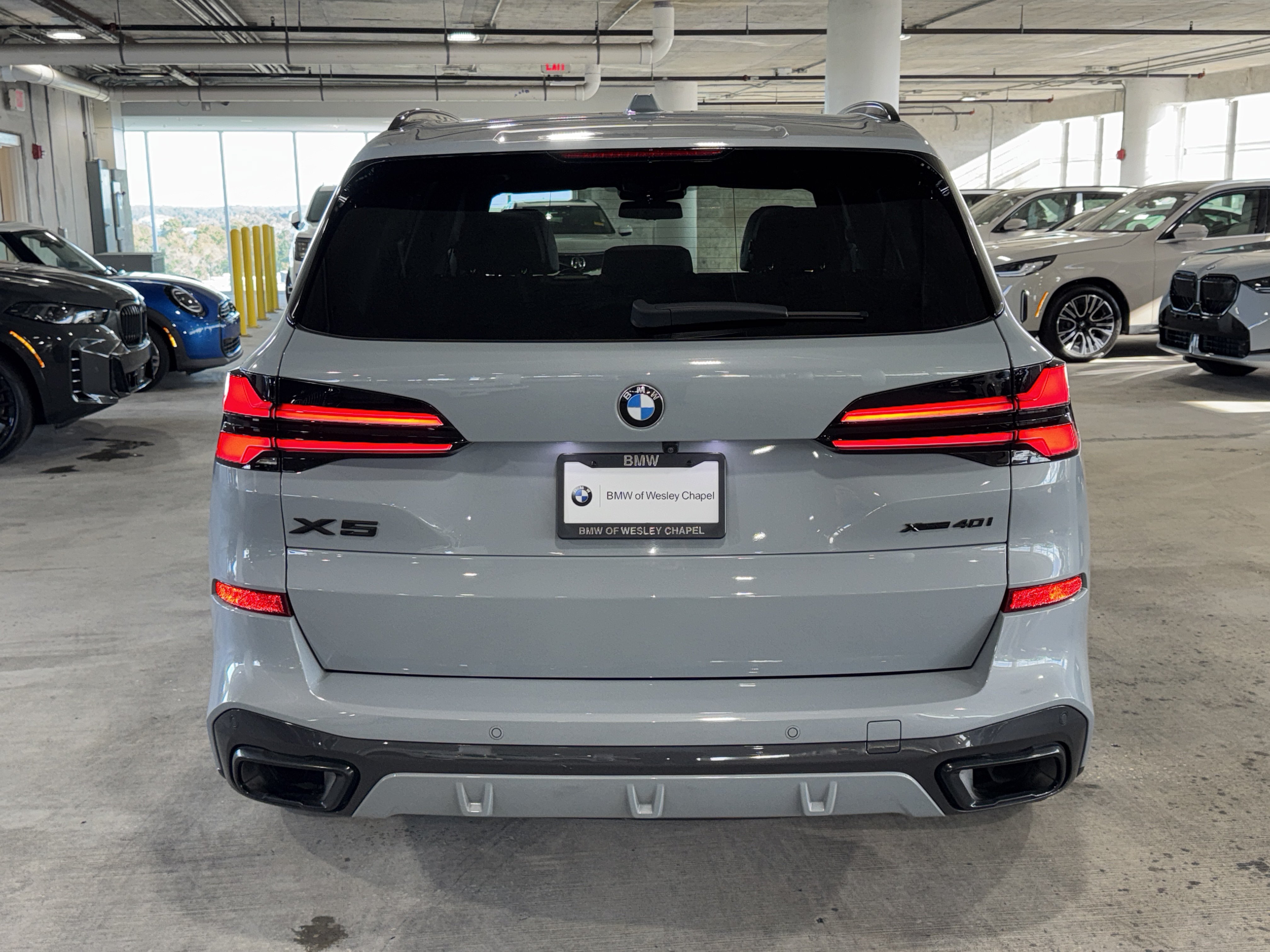 Used 2025 BMW X5 xDrive40i w/ M Sport Package AWD/4WD image 7