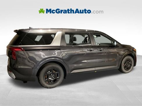 New 2026 Kia Carnival LX FWD image 4