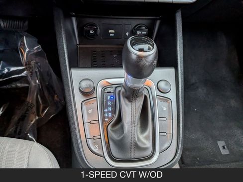 Used 2022 Hyundai Kona SEL w/ Convenience Package image 17