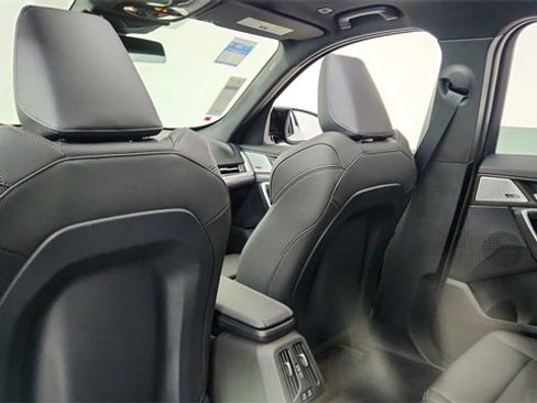 Used 2025 BMW X1 M35i image 31