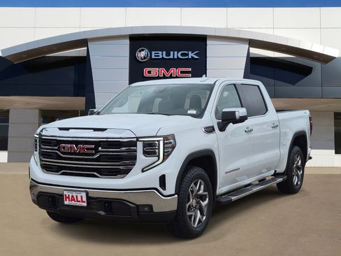 Used 2024 GMC Sierra 1500 SLT AWD/4WD image 3