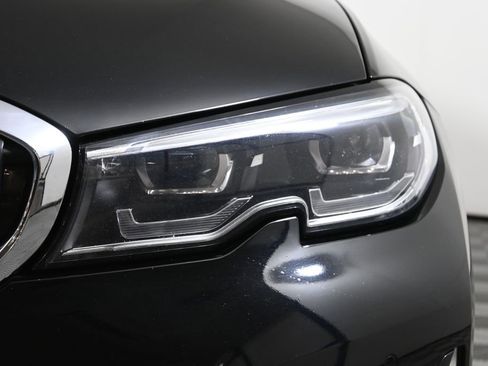 Used 2021 BMW 330e xDrive w/ Convenience Package image 11