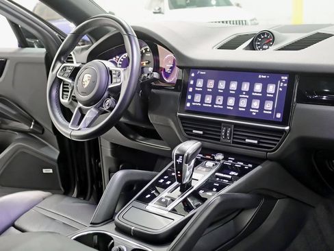 Used 2022 Porsche Cayenne S AWD/4WD image 34