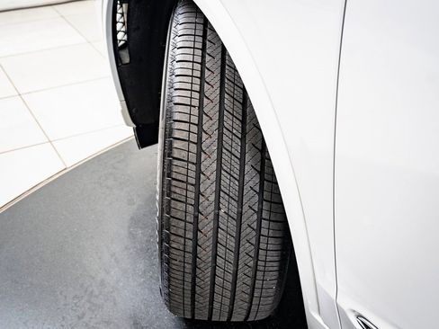 Certified 2025 Acura MDX SH-AWD w/ Advance Package image 38