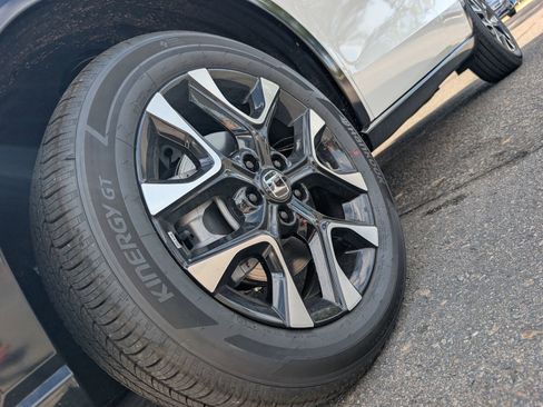 New 2026 Honda HR-V EX-L image 12