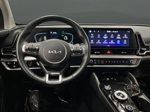 Used 2023 Kia Sportage EX image 5