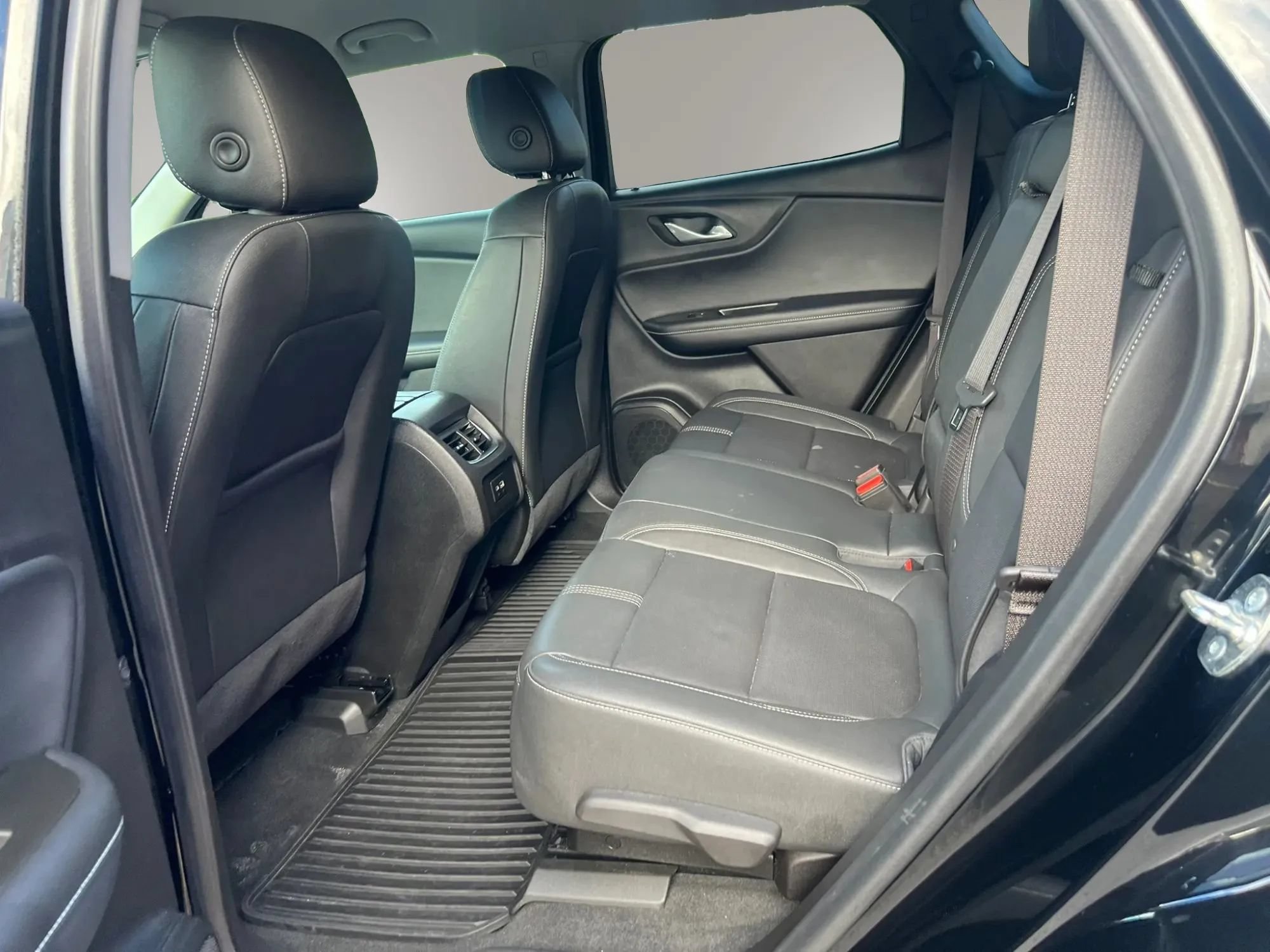Used 2023 Chevrolet Blazer LT w/ LPO, Floor Liner Package AWD/4WD image 28