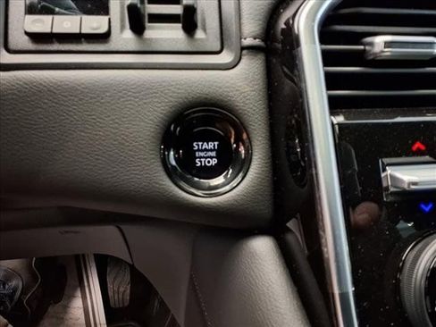 New 2025 Nissan Armada Platinum Reserve image 10