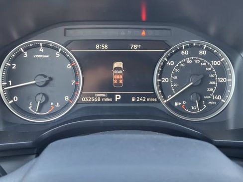 Used 2025 Mitsubishi Outlander AWD image 14