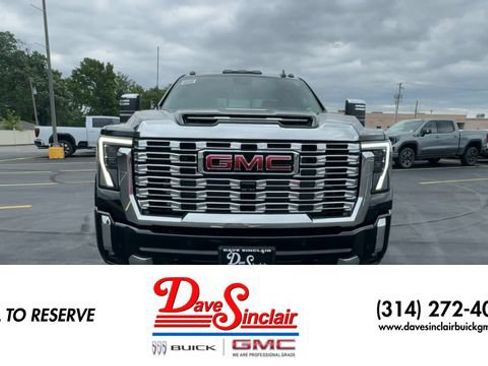New 2026 GMC Sierra 3500 Denali w/ Denali Reserve Package AWD/4WD image 3