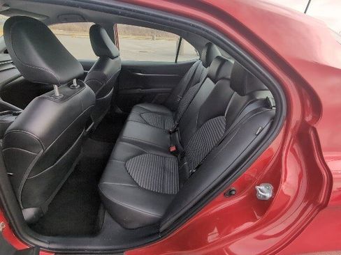 Certified 2023 Toyota Camry SE image 11