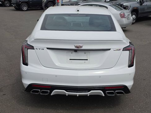 Used 2024 Cadillac CT5 V RWD image 6