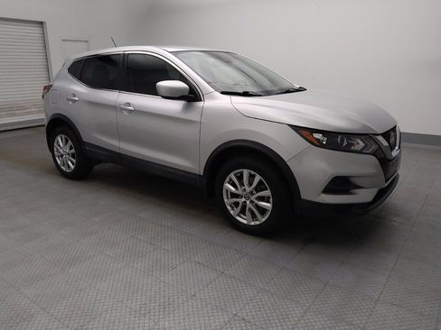 Used 2020 Nissan Rogue Sport S w/ Appearance Package FWD image 11