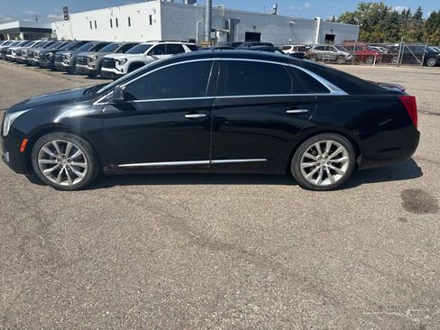 Used 2015 Cadillac XTS Luxury image 10