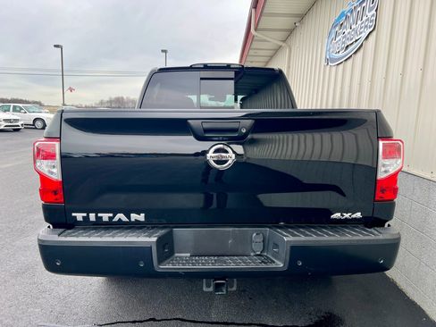 Used 2021 Nissan Titan S w/ S Utility Package image 4
