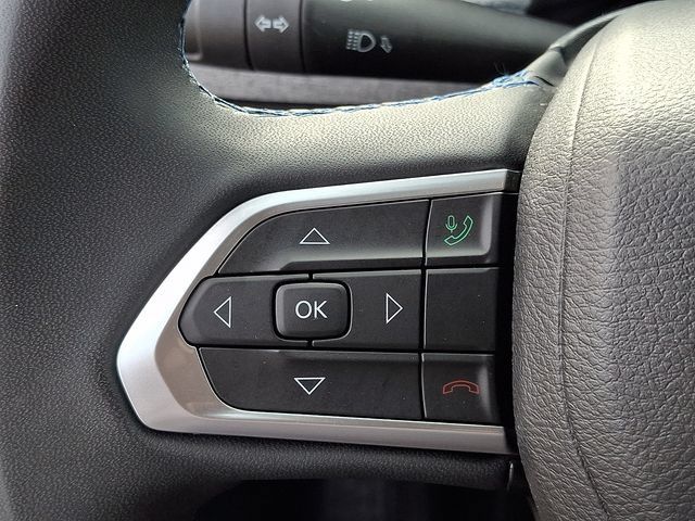 Used 2022 Jeep Compass Latitude AWD/4WD image 17