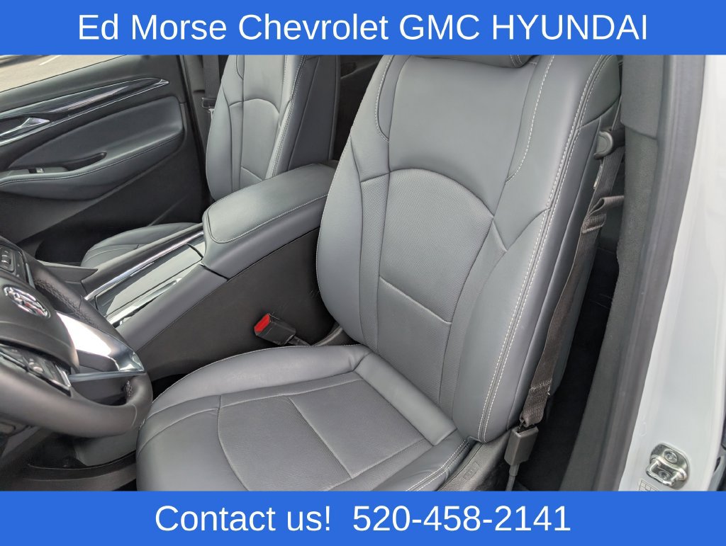 Used 2024 Buick Enclave Premium AWD/4WD image 9