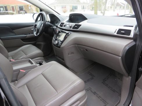 Used 2016 Honda Odyssey EX-L image 16