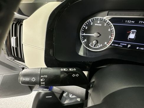 Used 2023 Nissan Pathfinder SV image 15