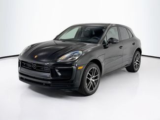 Certified 2025 Porsche Macan AWD/4WD video 1